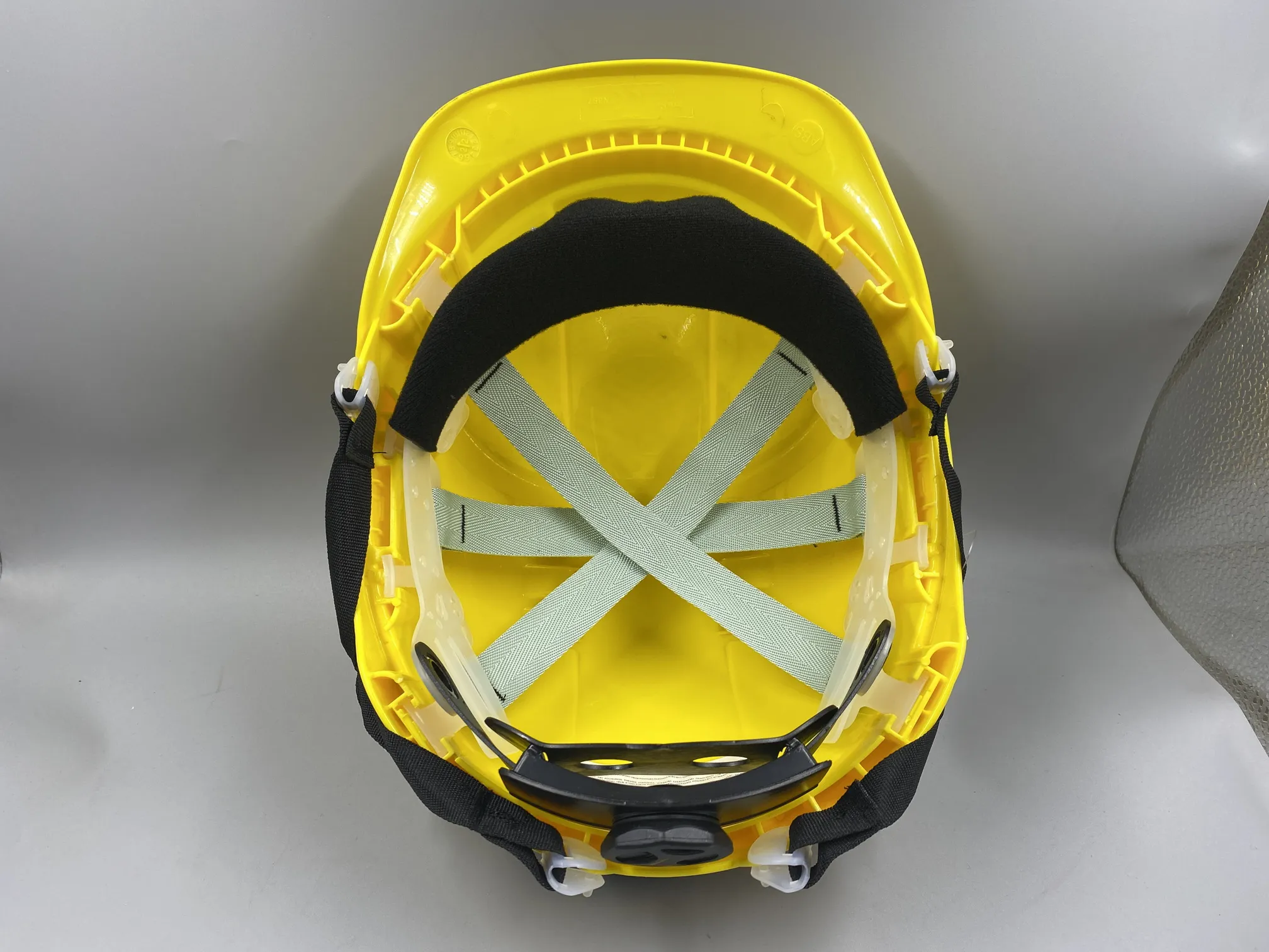 CASQUE DE SECURITE YS 7 AVEC crémaillère 